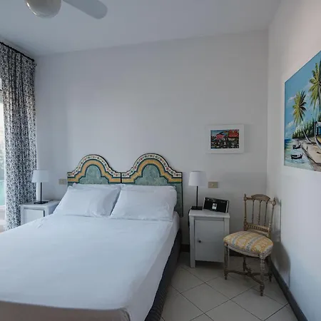 Villa La Rosinella By Elite Villas